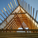 Jak vyrobit sedlovou střechu doma - pokyny krok za krokem